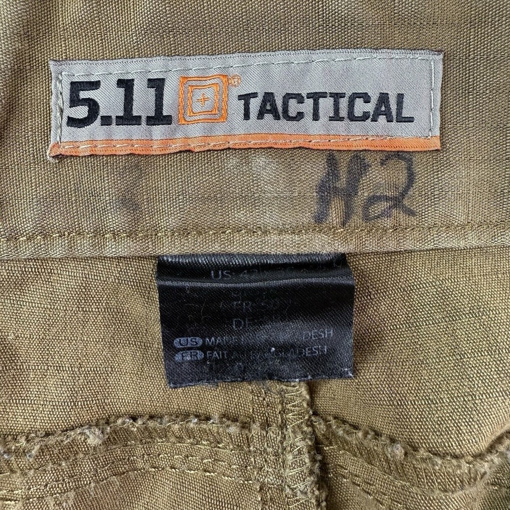 5.11 Tactical Men's Size 42x30 Cargo Comfort‎ Waist Brown Polyester - Picture 16 of 16